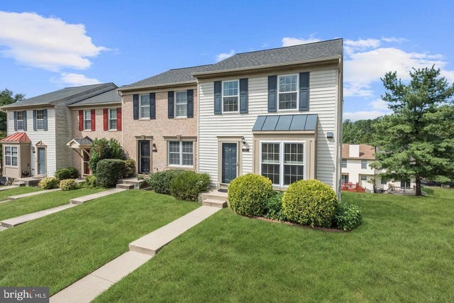 8611 Andrew Ellicott Ct #13, Ellicott City