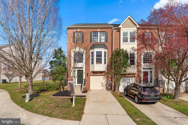 8804 Stonehouse Dr, Ellicott City