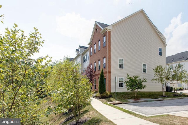 7201 Thackley Way, Hanover