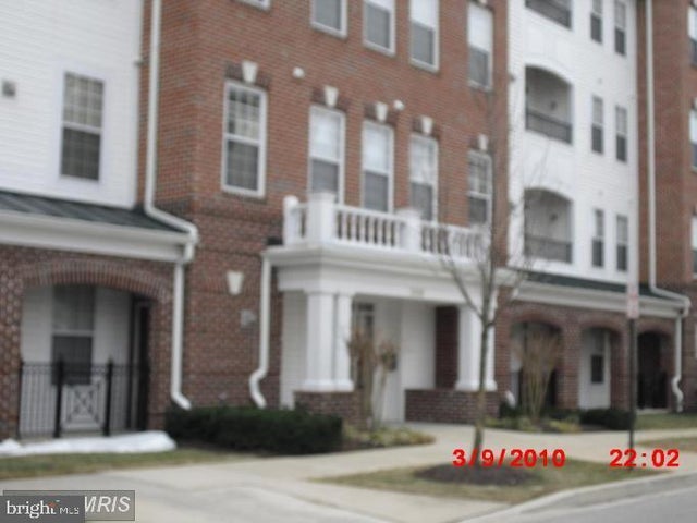 5800 Clipper Ln #303, Clarksville