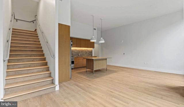 10511 Strathmore Hall St #2b-3a-408, North Bethesda