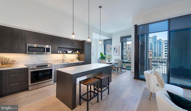 4710 Elm St #2b-w-1506, Bethesda