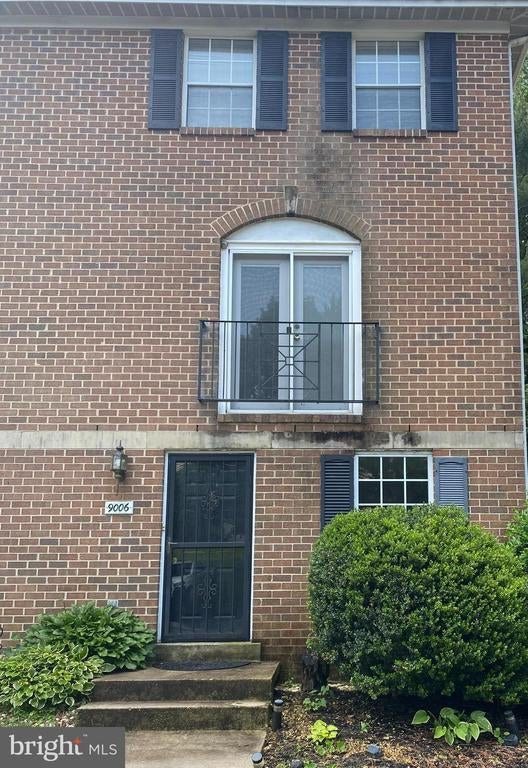 9006 Pickwick Village Ter, Silver Spring