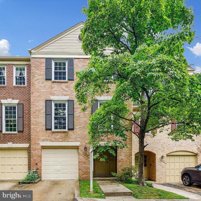 6410 Needle Leaf Drive, Rockville