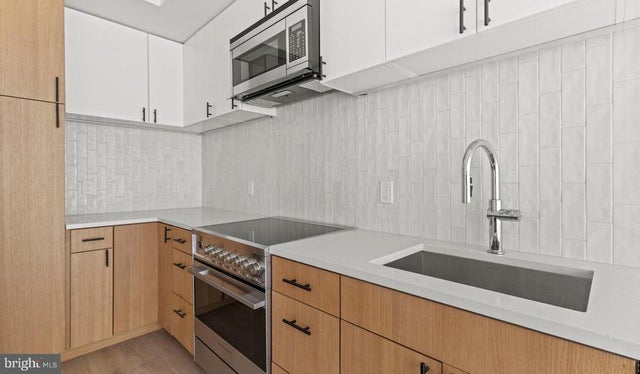 10511 Strathmore Hall St #2b-3a-201, North Bethesda