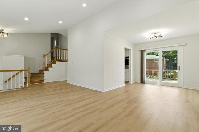 6407 Kirby Rd, Bethesda