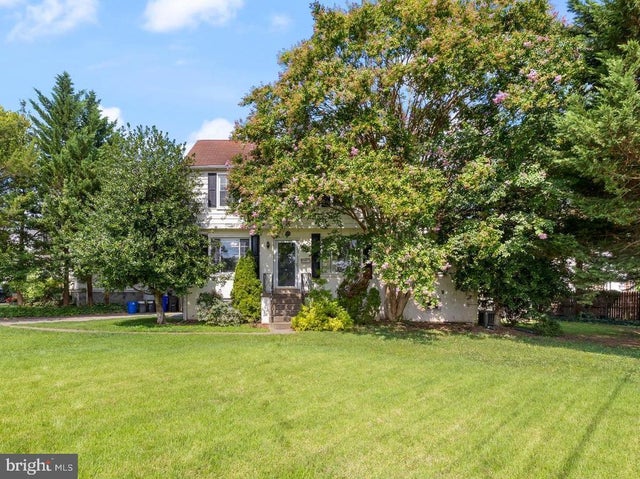 5601 Wyngate Dr, Bethesda