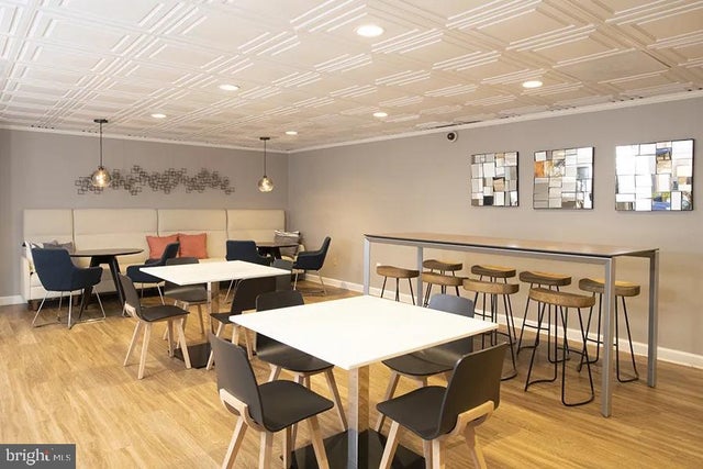 1699 Yale Pl #4br-1615, Rockville