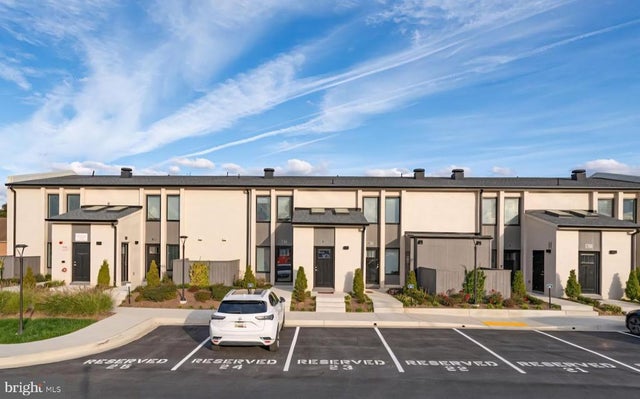 19520 Village Walk #3-106, Montgomery Village