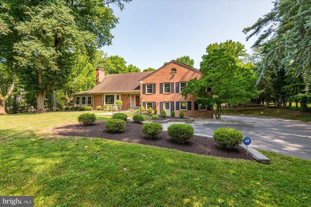 10120 Chapel Rd, Potomac