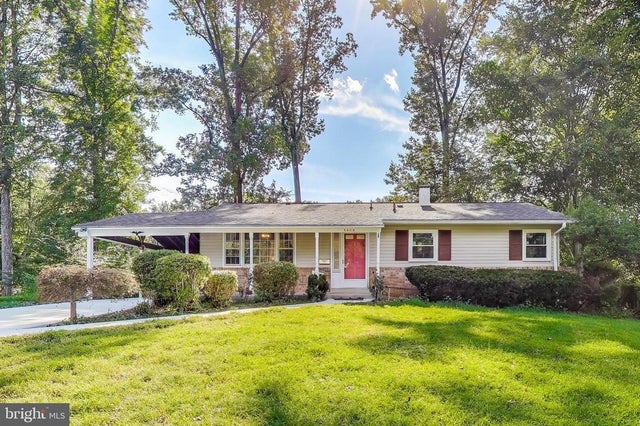 5406 Parkvale Ter, Rockville