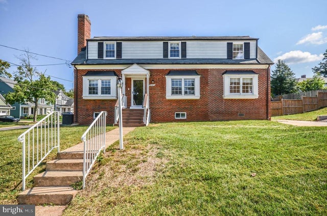 9107 Lindale Dr, Bethesda