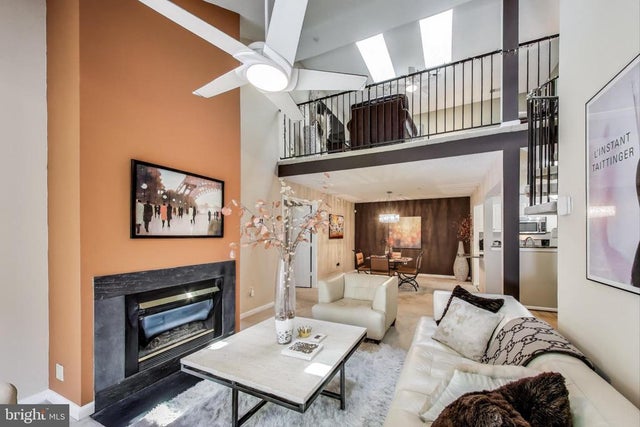 10021 Vanderbilt Cir #14, Rockville