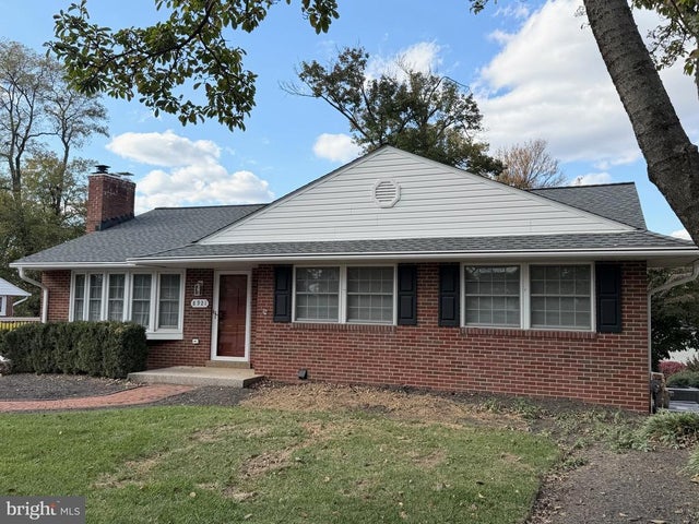 8921 N Westland Dr, Gaithersburg