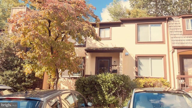 7853 Muirfield Ct, Potomac