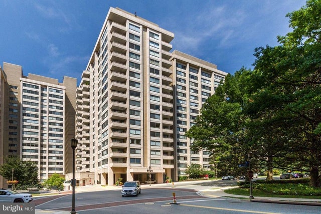 4515 Willard Ave #815s, Chevy Chase