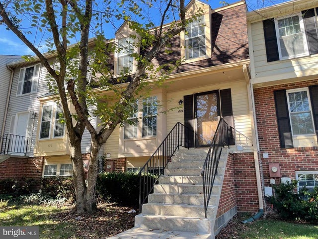 874 Flagler Dr, Gaithersburg