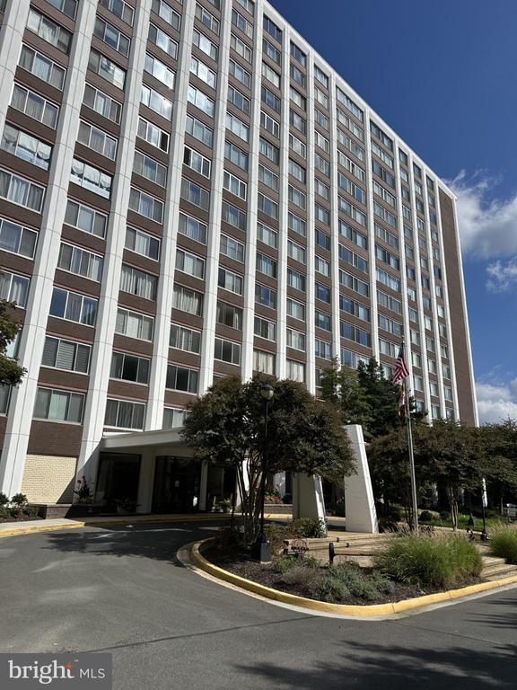 11801 Rockville Pike #714, Rockville