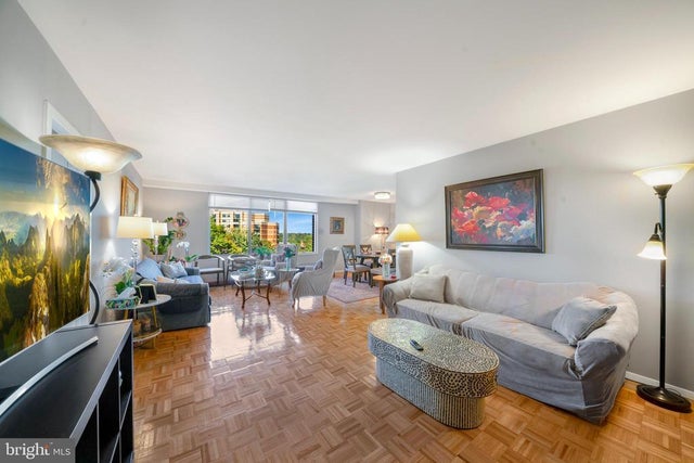 9701 Fields Rd #501, Gaithersburg