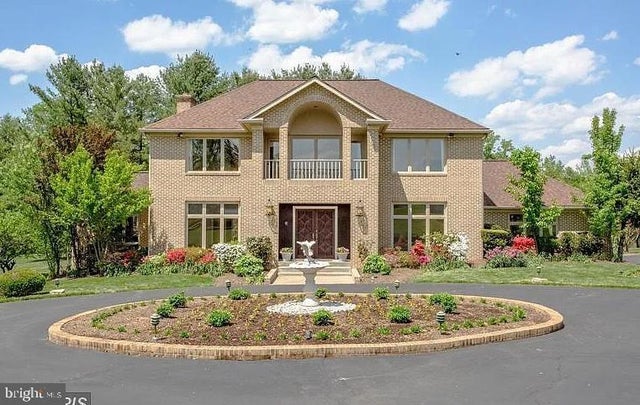 13113 Brushwood, Rockville