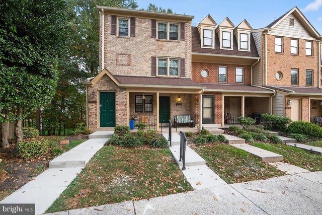 12322 Sweetbough #90, North Potomac