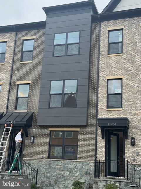 14902 Swat St, Rockville