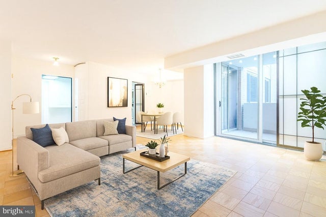 4601 N Park Ave #210k, Chevy Chase