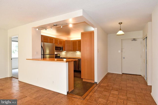 5500 Friendship Blvd #816n, Chevy Chase