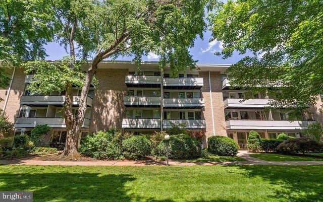 7515 Spring Lake Dr #7515, Bethesda