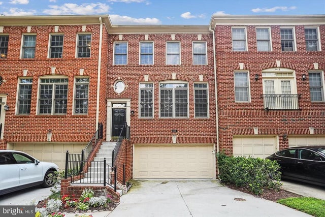 1117 Regal Oak Dr, Rockville