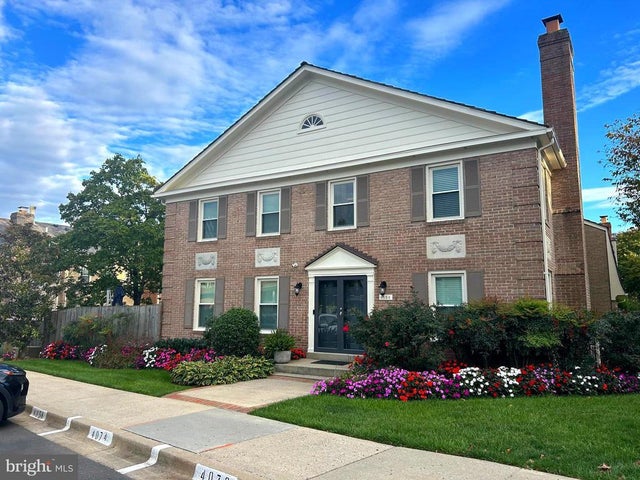 4054 Norbeck Square Dr, Rockville