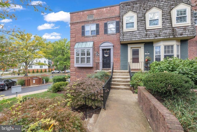 4800 Bradley Blvd #198, Chevy Chase