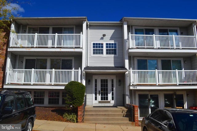 504 Philmont Dr #9, Gaithersburg