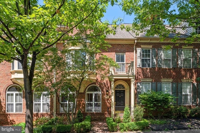 557 Longhorn Cres, Rockville