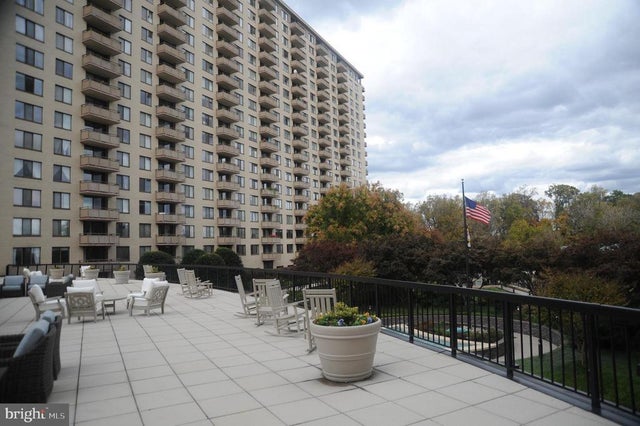 5225 Pooks Hill Rd #329s, Bethesda