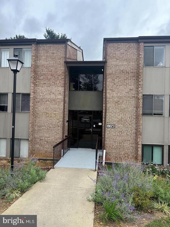 19023 Mills Choice Rd ##4, Gaithersburg