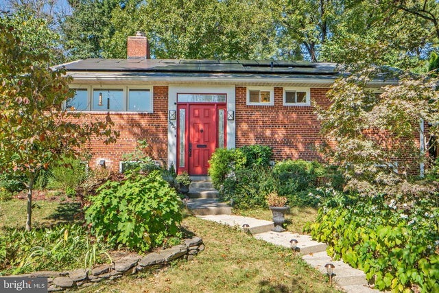 5929 Avon Dr, Bethesda