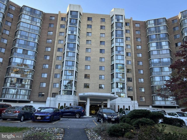 15101 Interlachen Dr #1-819, Silver Spring