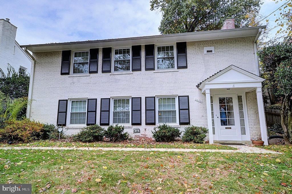 3605 Dundee Drwy, CHEVY CHASE