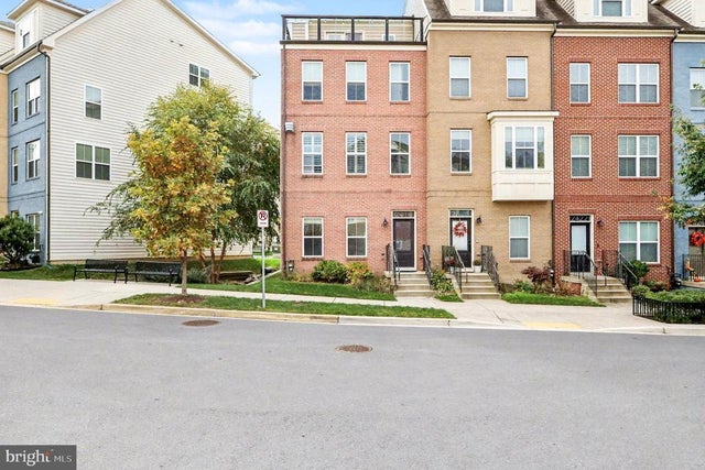 2418 Auden Dr, Silver Spring