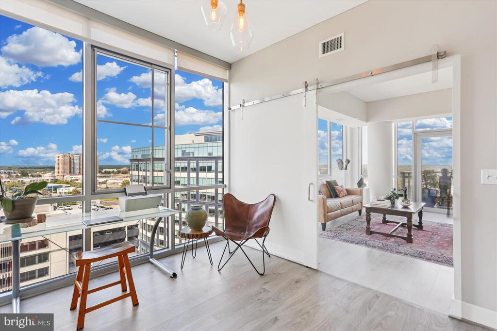 930 Rose Ave #1410, ROCKVILLE