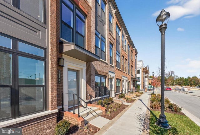 5506 Topaz Ln, Bethesda