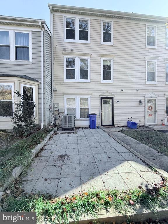 24 Wilcox Ct, Silver Spring