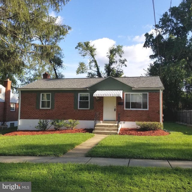 4704 Red Fox Rd, Rockville