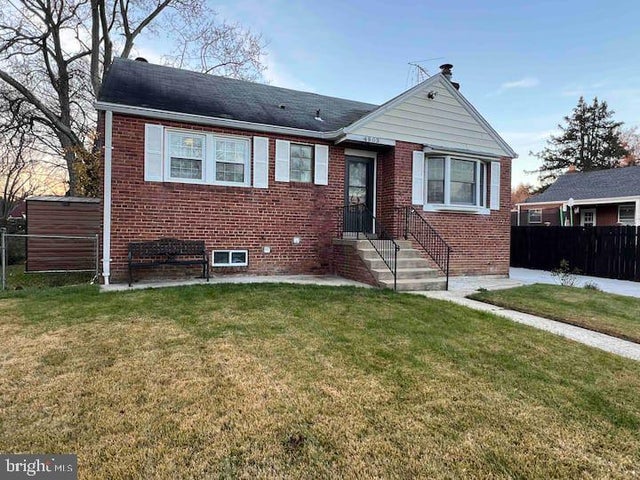 4903 N Barnaby Ln, Temple Hills