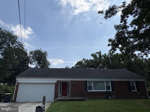 5002 Barnaby Ln, Oxon Hill