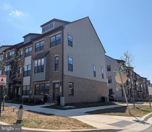 3421 Carnaby St, Hyattsville