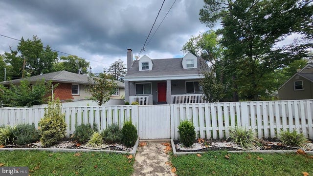 6223 58th Ave, Riverdale