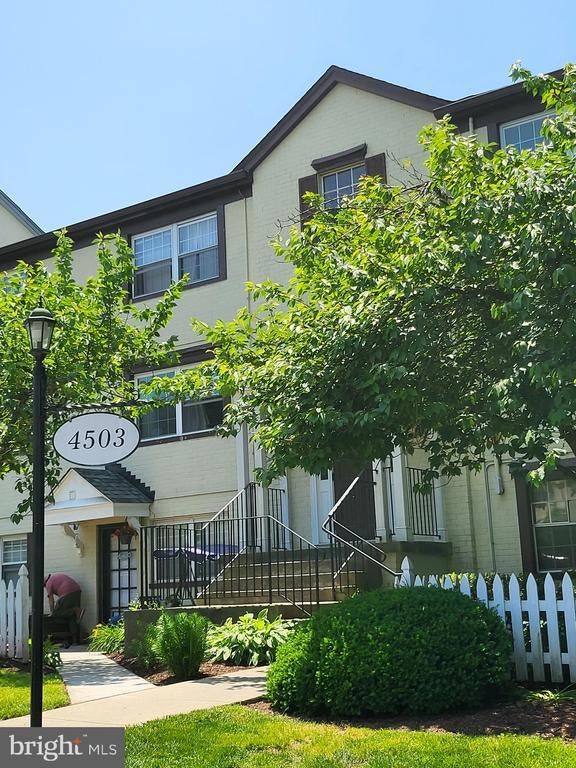 4503 Romlon St #102, Beltsville