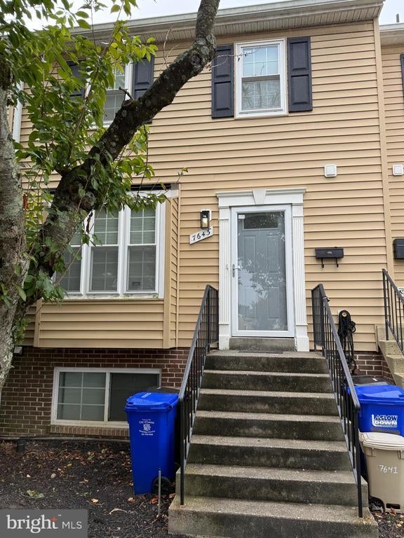 7643 Arbory Ct #60, Laurel